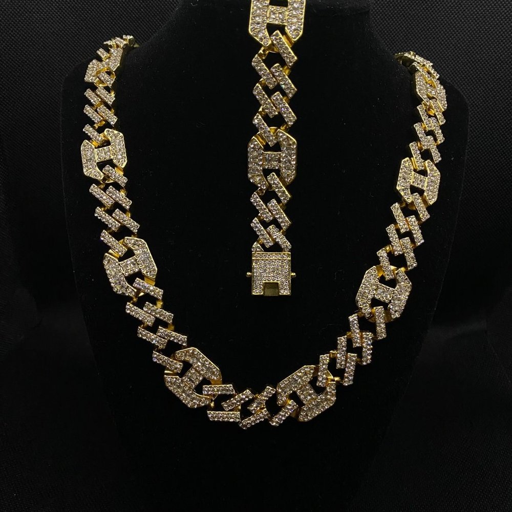 14k Gold Plated Necklace Bracelet Set
